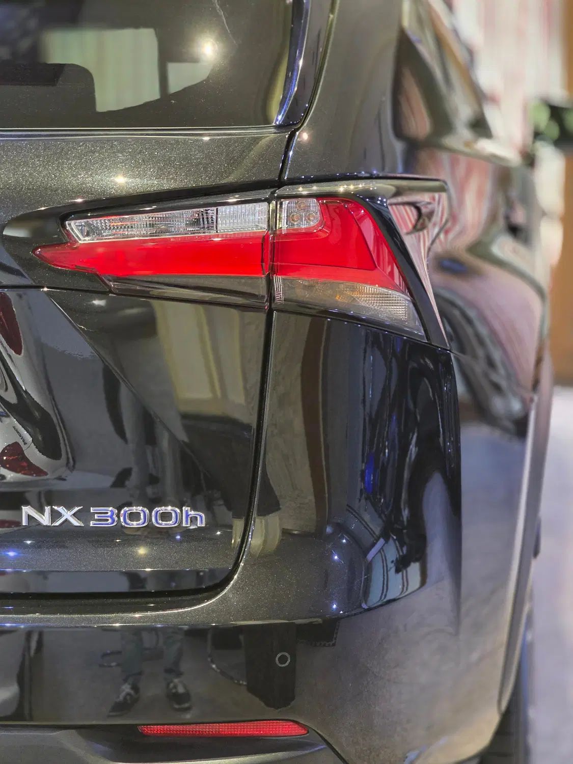 لکسوس NX هیبرید 300H Fsport - 2017