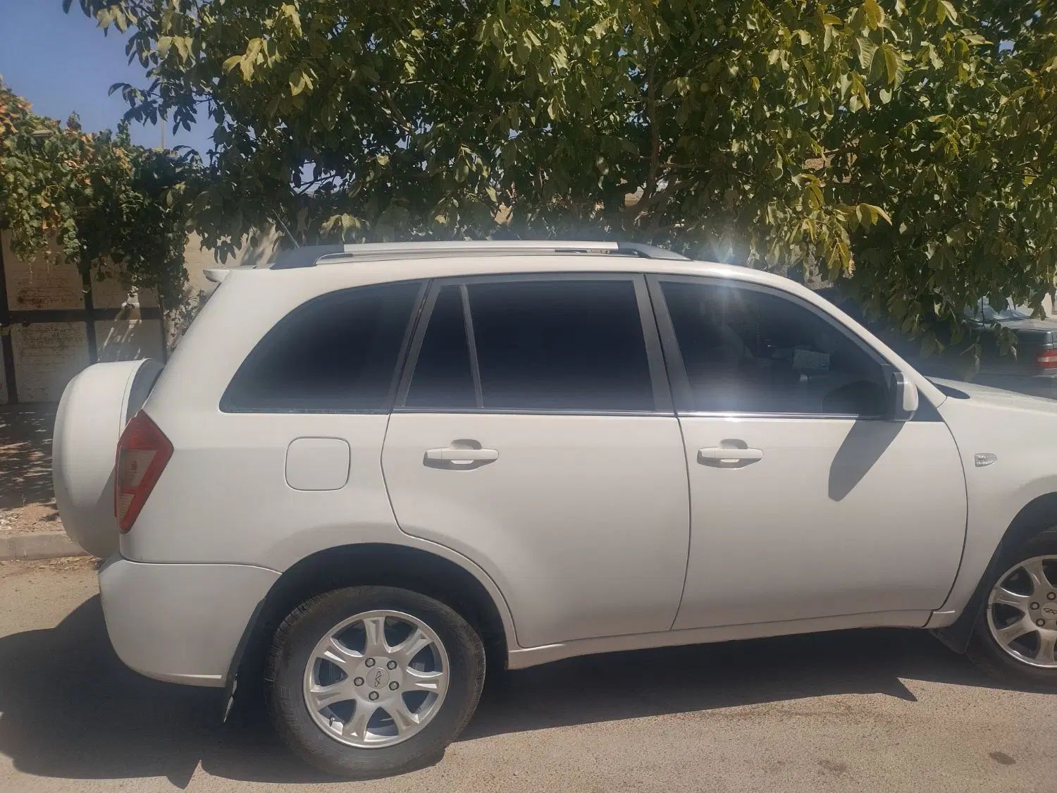 ام وی ام X33 دنده‌ای ساده - 1395