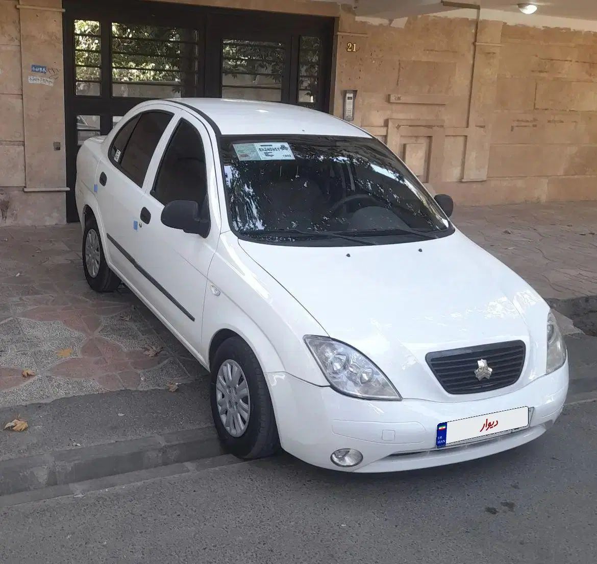 تیبا صندوق دار SX - 1396