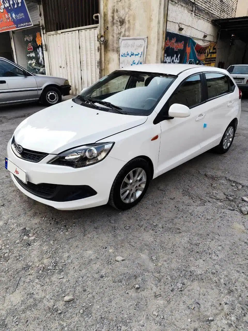 ام وی ام 315 هاچ بک ساده دنده ای - 1394