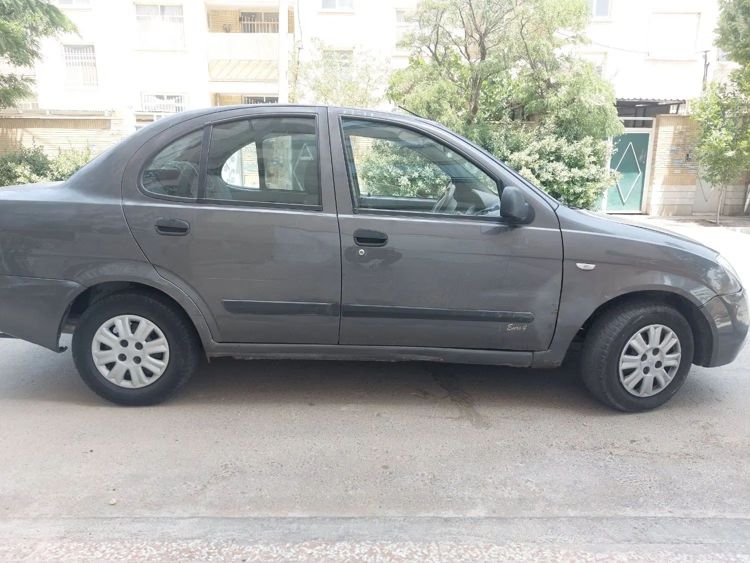 تیبا صندوق دار EX - 1393