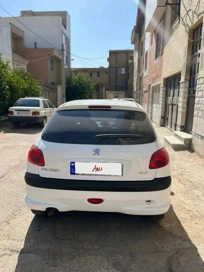 پژو 206 تیپ 2 - 1395