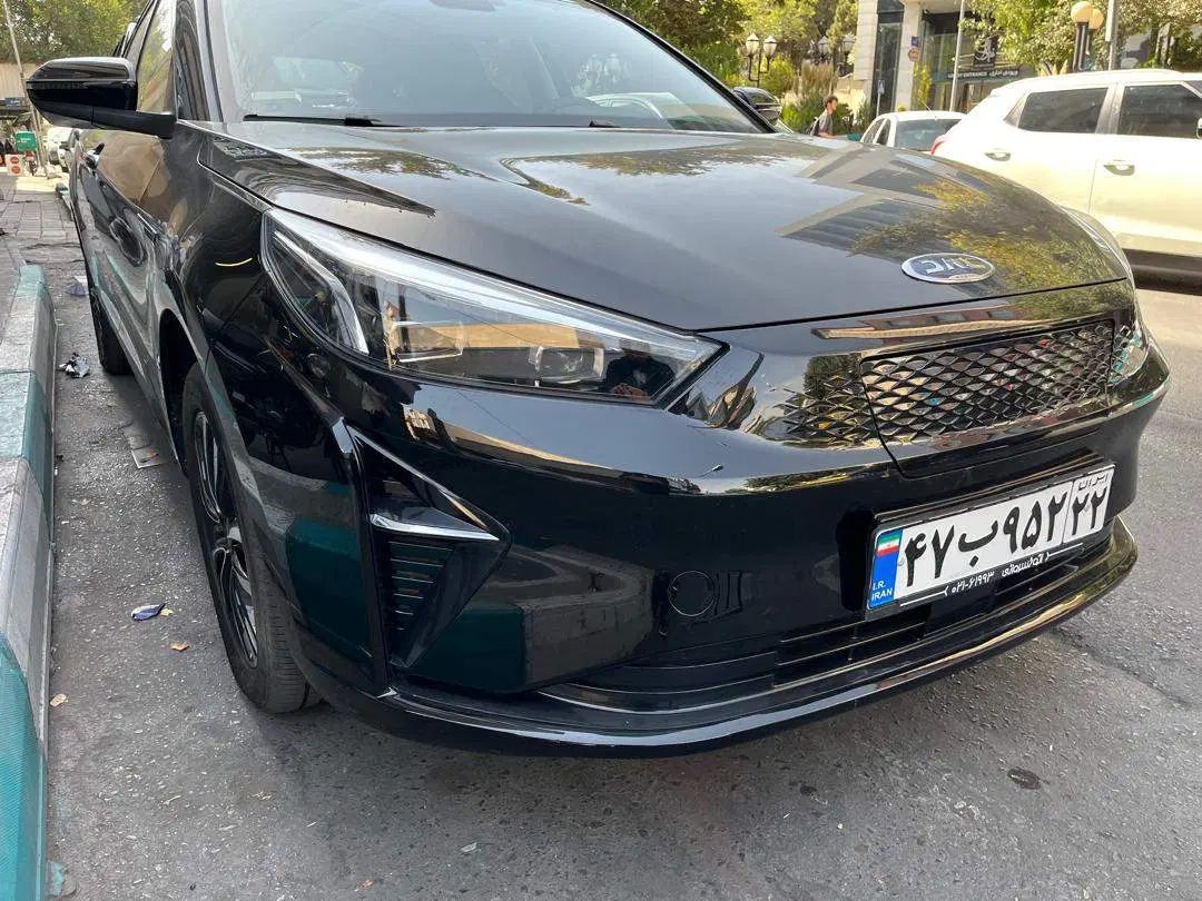 کی ام سی EJ7 ساده - 2025