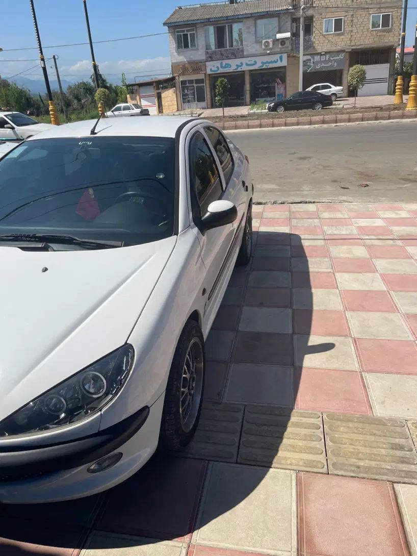 پژو ۲۰۶ صندوق دار v8 - 1394