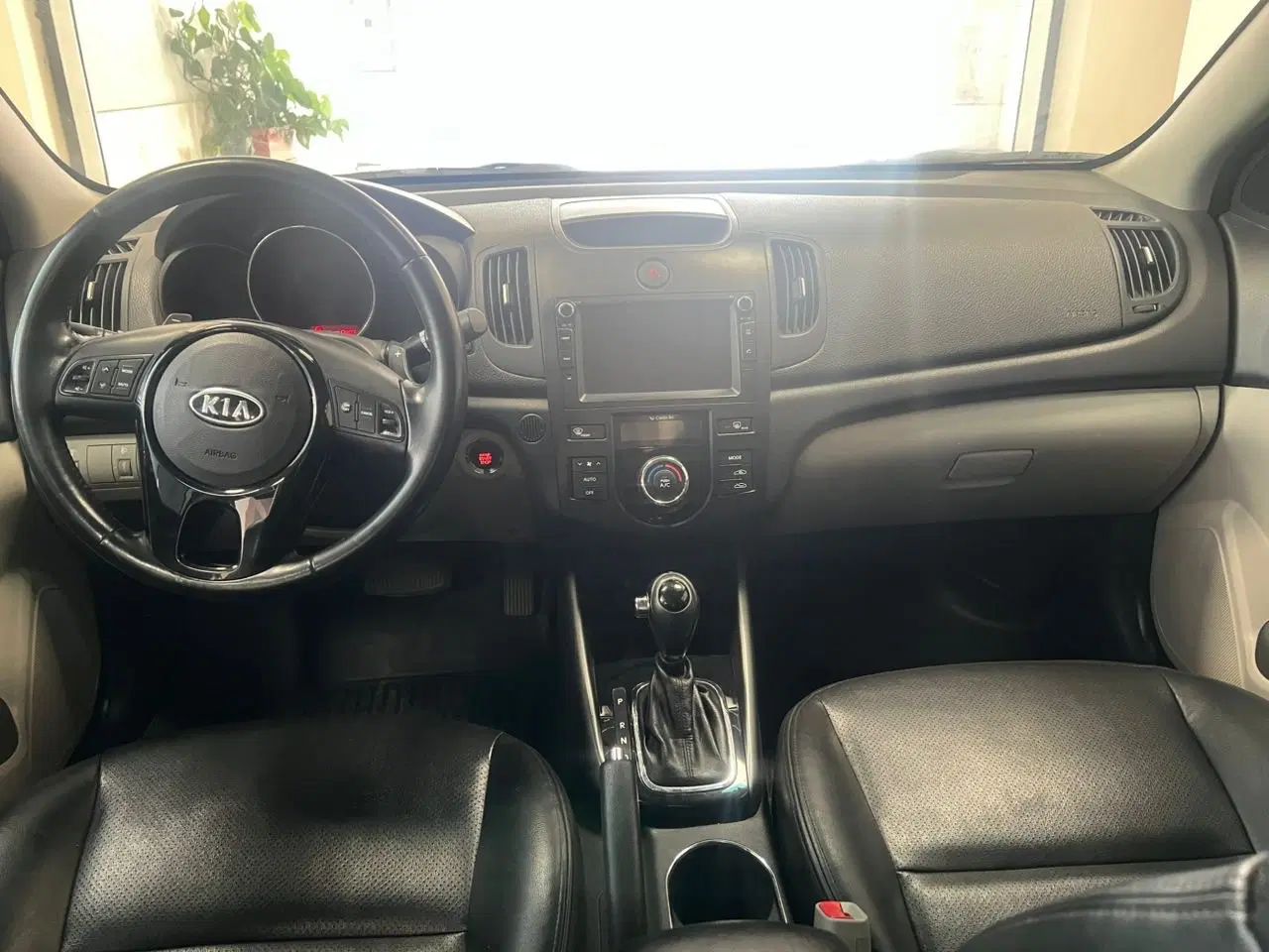 کیا سراتو 2.0 لیتر اتوماتیک GT لاین - 2017