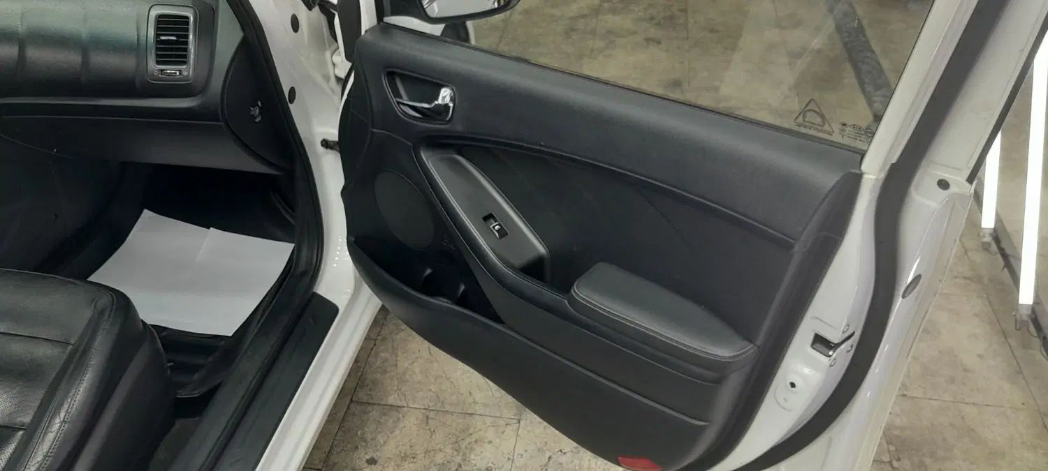 کیا سراتو 2.0 لیتر اتوماتیک GT لاین - 2015