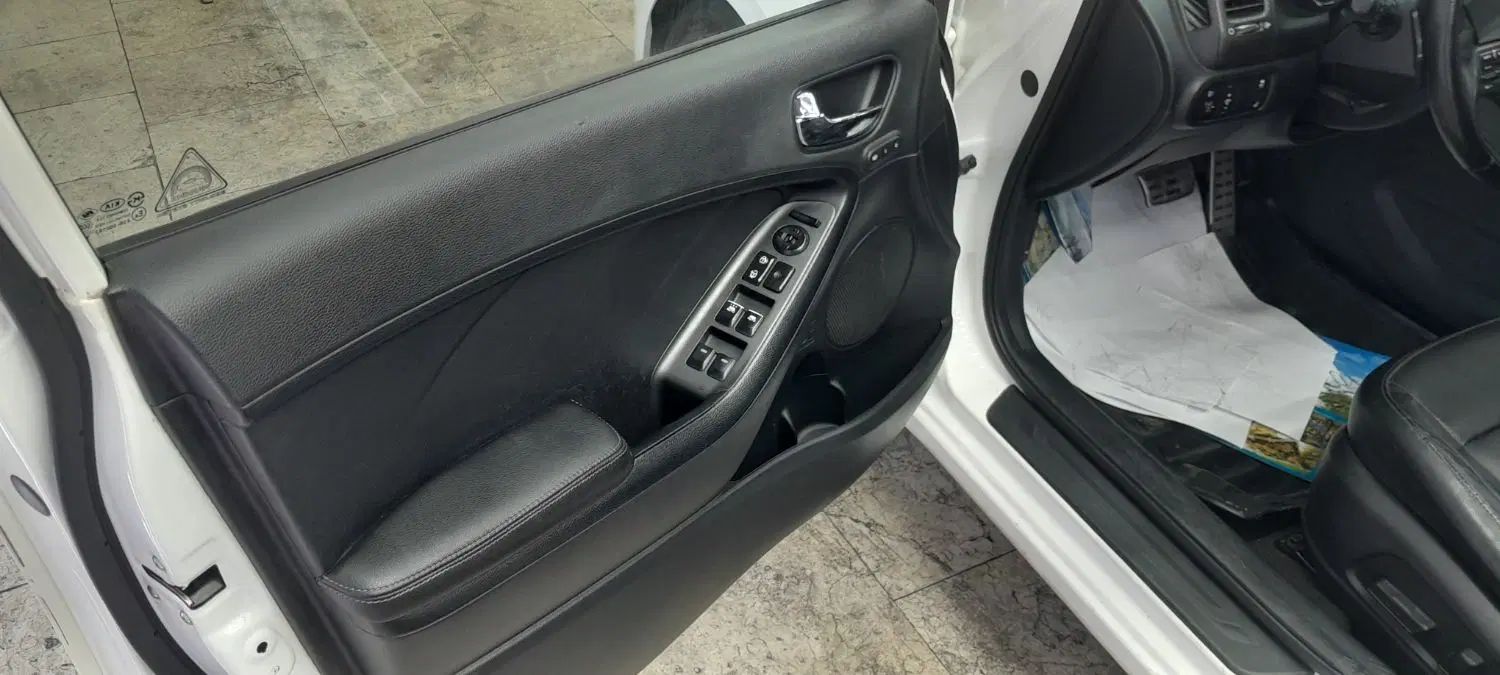کیا سراتو 2.0 لیتر اتوماتیک GT لاین - 2015