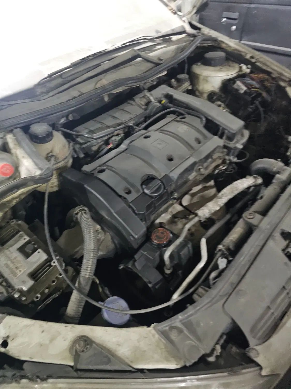 پژو ۲۰۶ صندوق دار v8 - 1389