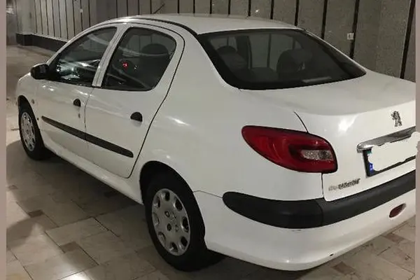 پژو ۲۰۶ صندوق دار v8 - 1394