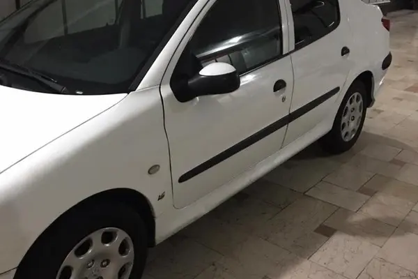 پژو ۲۰۶ صندوق دار v8 - 1394