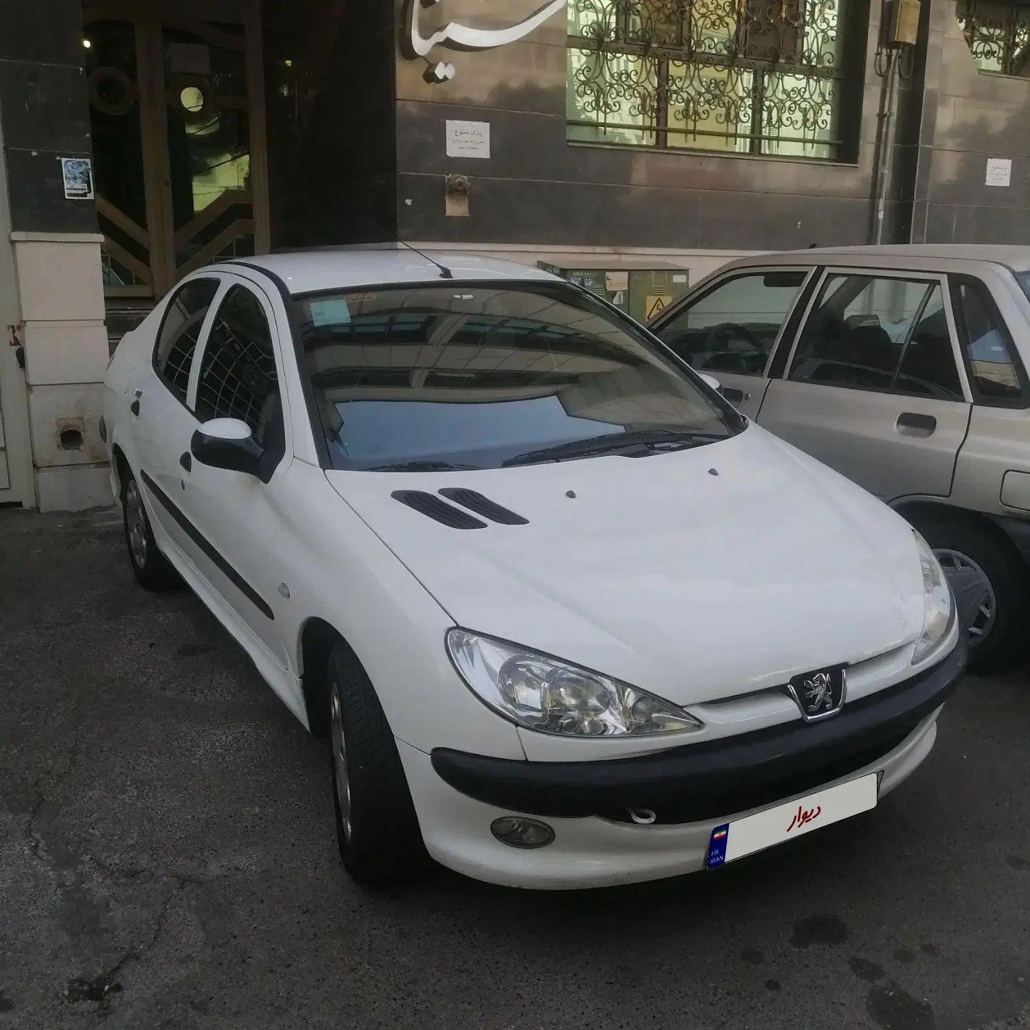 پژو ۲۰۶ صندوق دار v8 - 1396