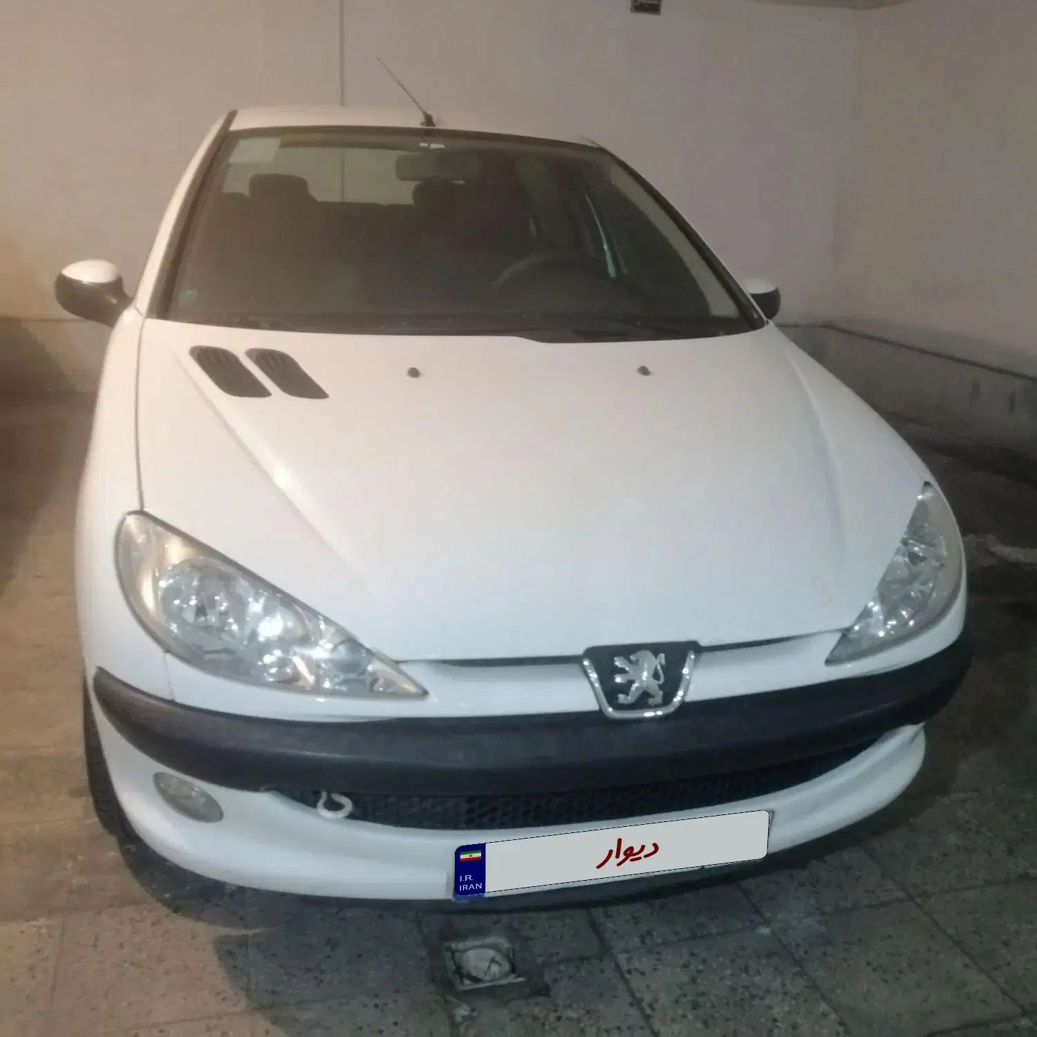 پژو ۲۰۶ صندوق دار v8 - 1396