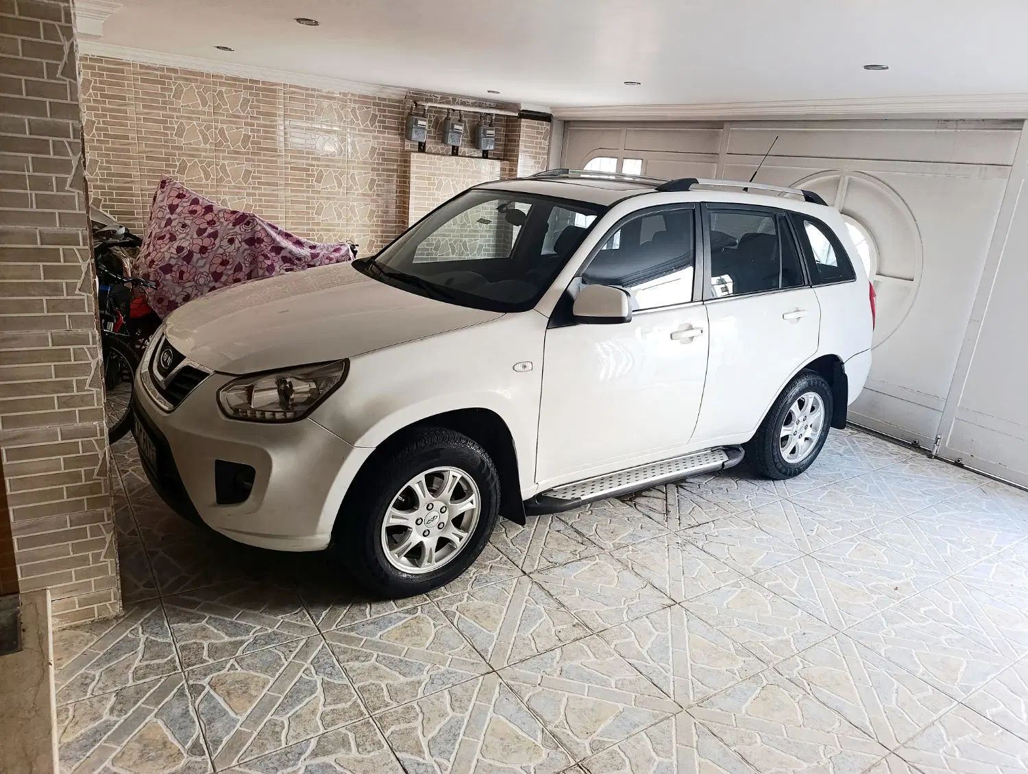 ام وی ام X33 دنده‌ای ساده - 1395