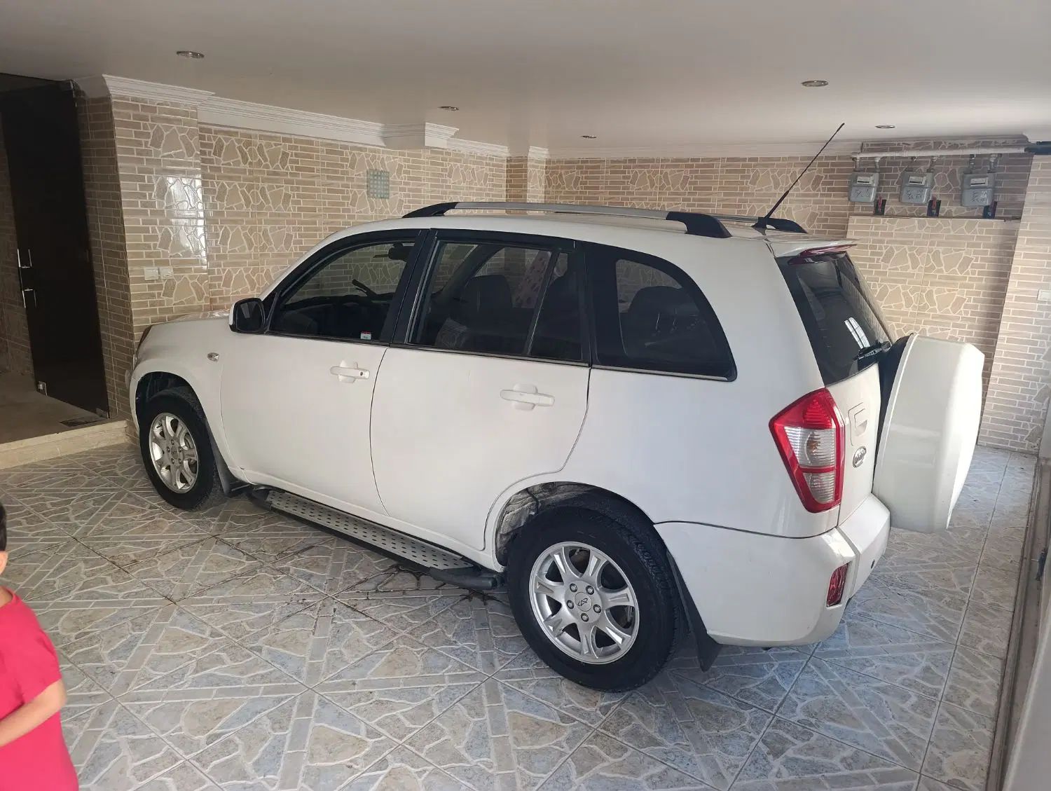 ام وی ام X33 دنده‌ای ساده - 1395