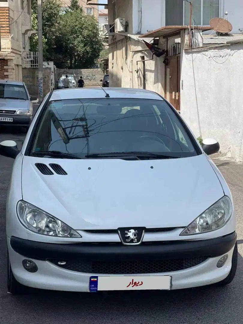 پژو ۲۰۶ صندوق دار v8 - 1394