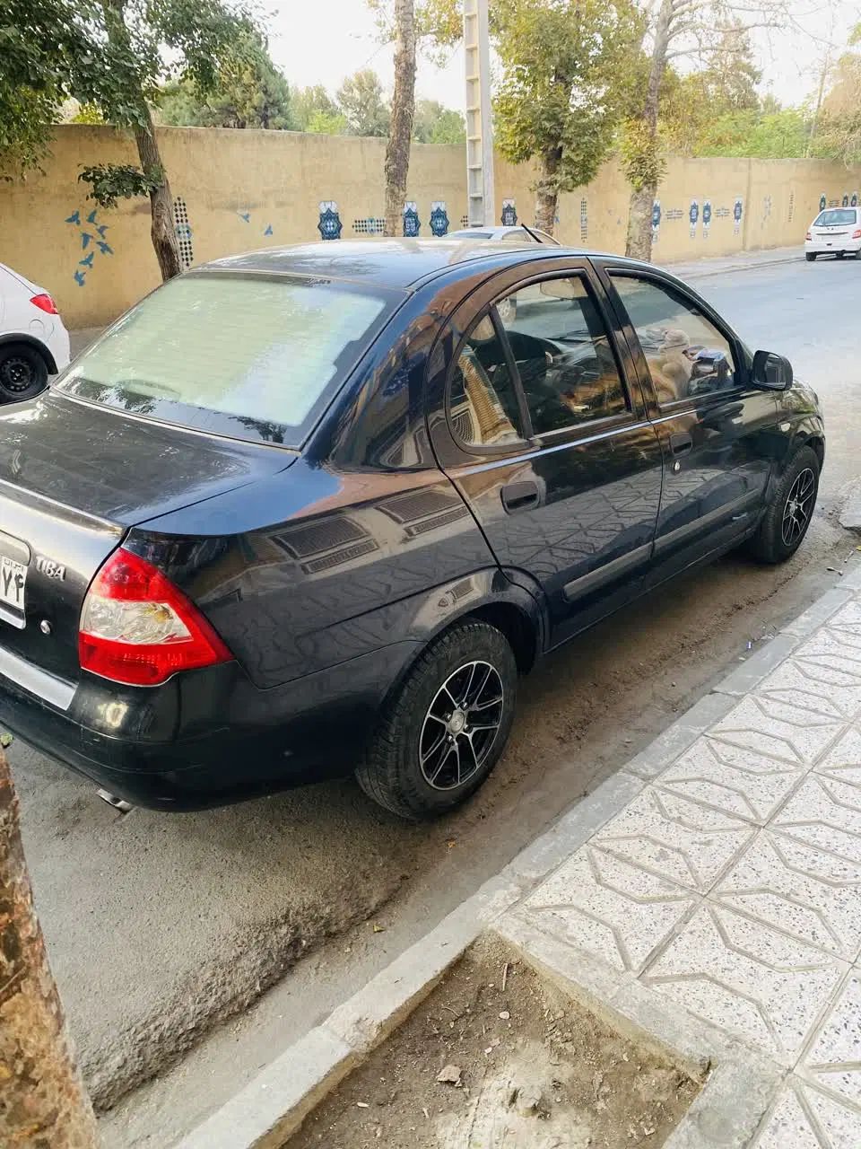 تیبا صندوق دار SX - 1390