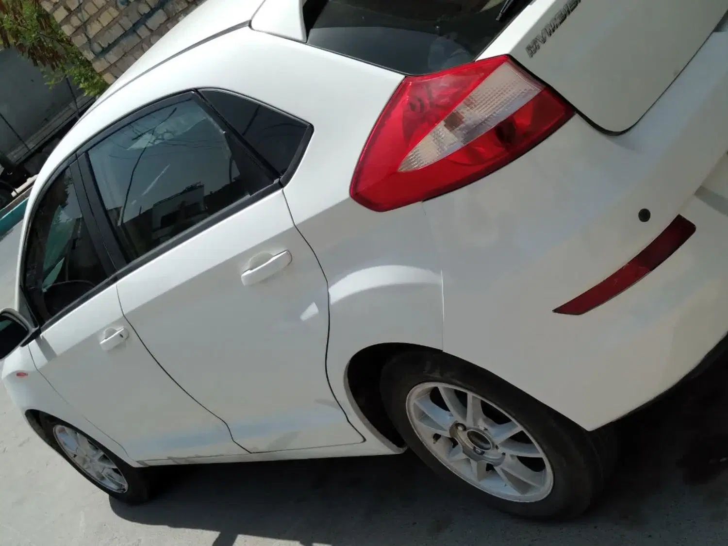 ام وی ام 315 هاچ بک ساده دنده ای - 1391