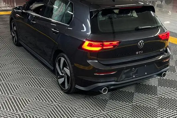 فولکس گلف GTI - 2024