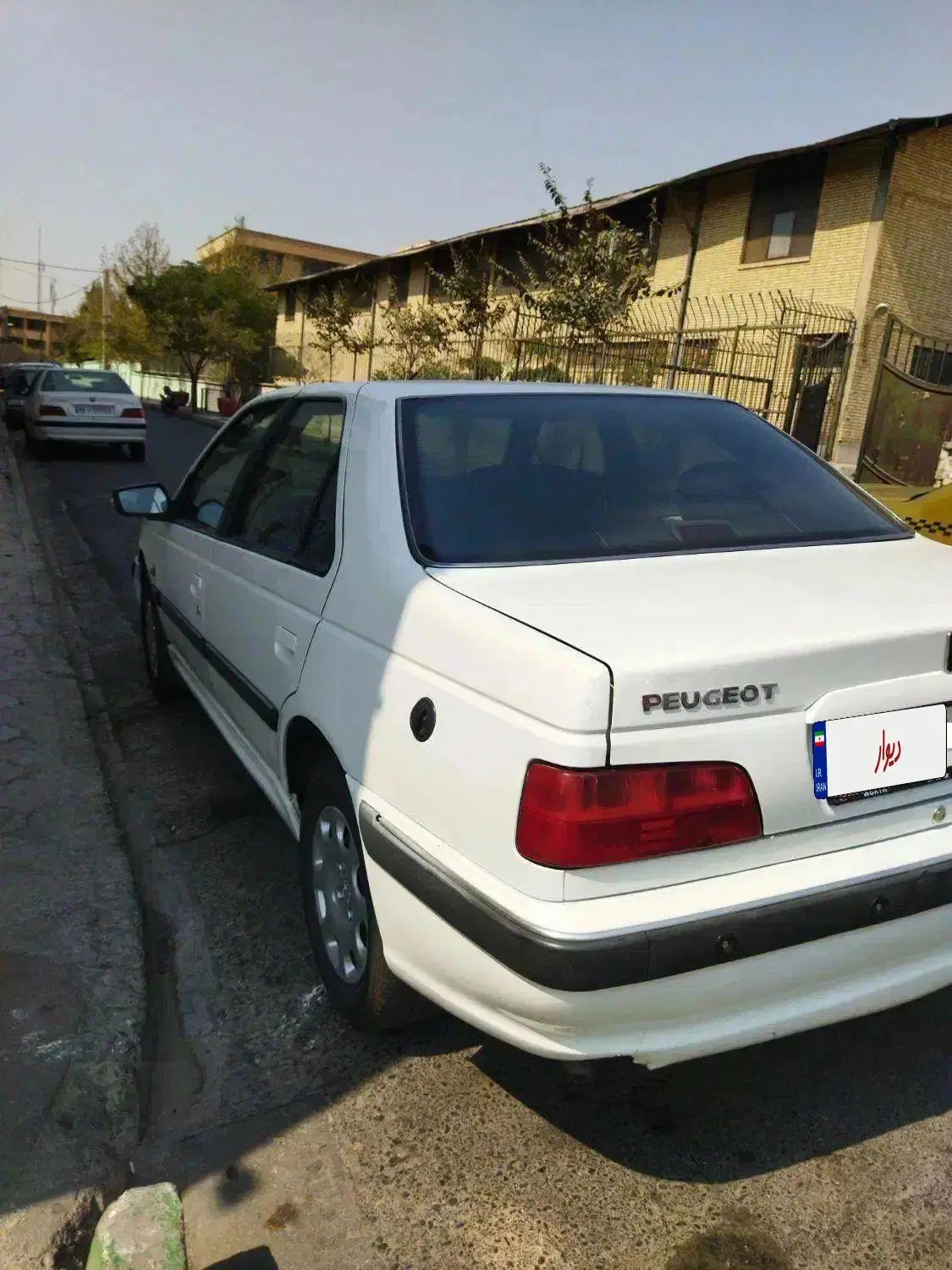 پژو پارس XU7ساده - 1390