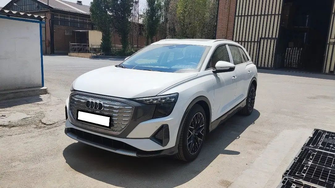 آئودی الکتریکی Q5 ۴۰ - 2024