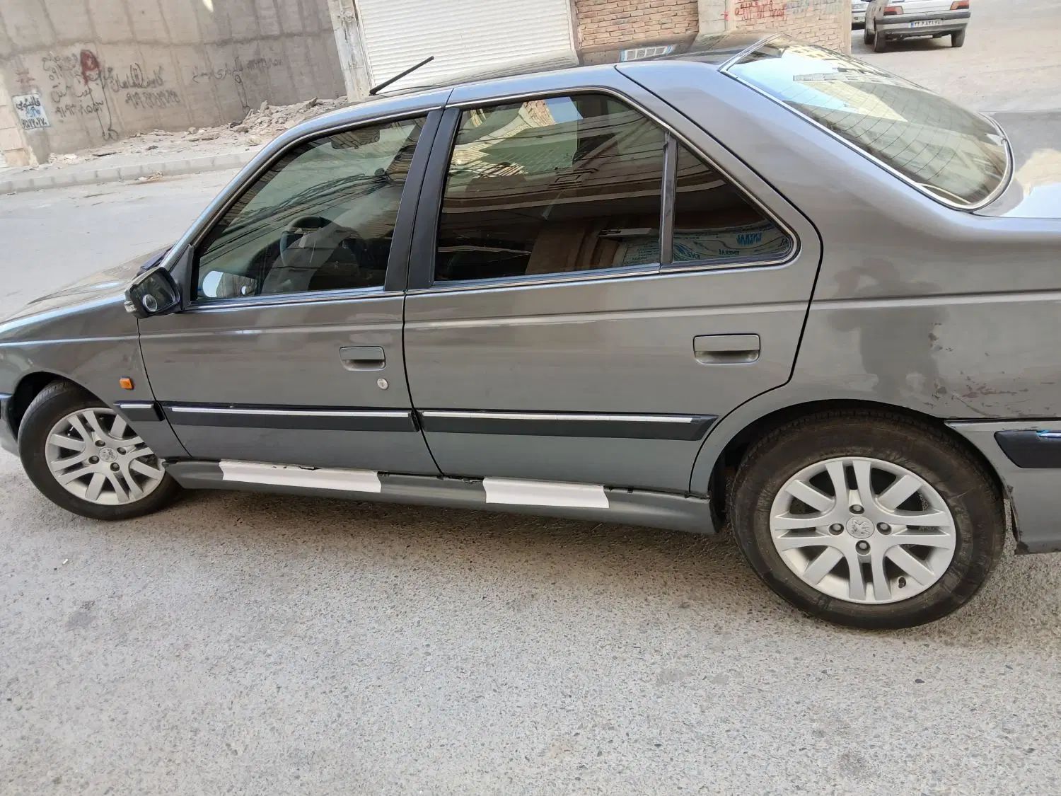 پژو پارس سال - 1392