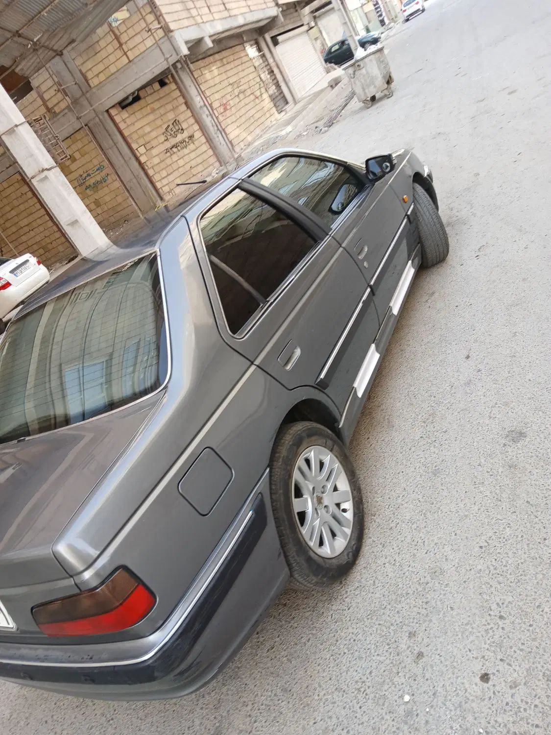 پژو پارس سال - 1392