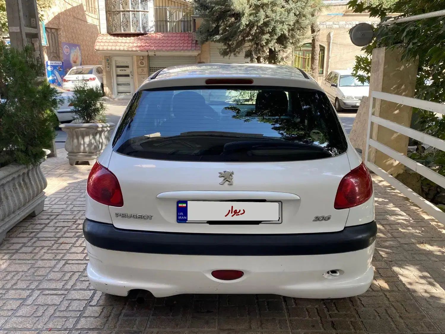 پژو 206 تیپ 2 - 1393