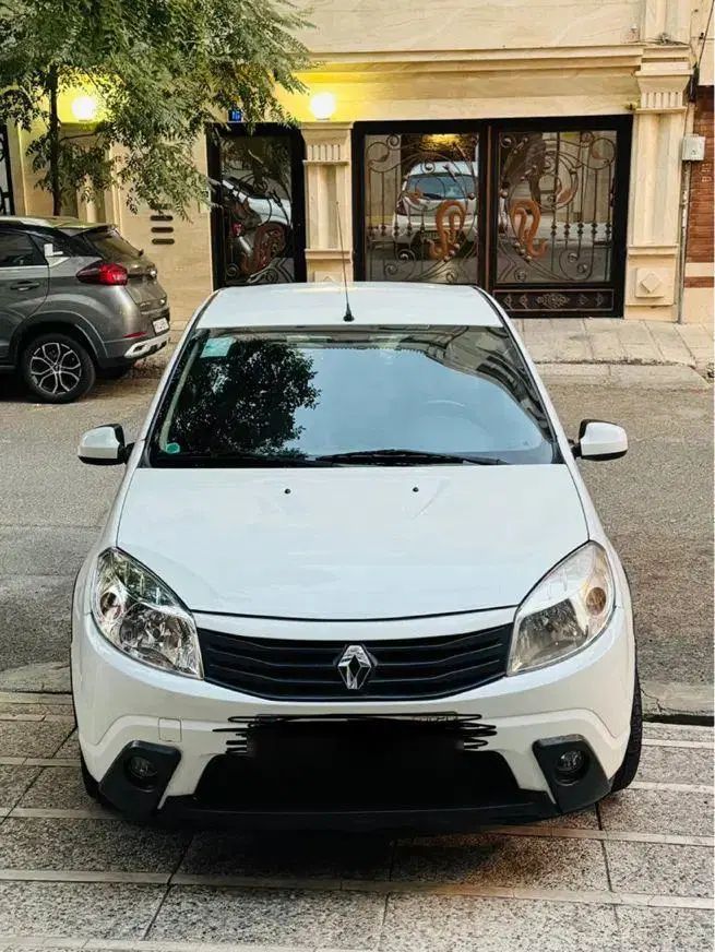خودرو رنو، ساندرو آگهی ann_20334568