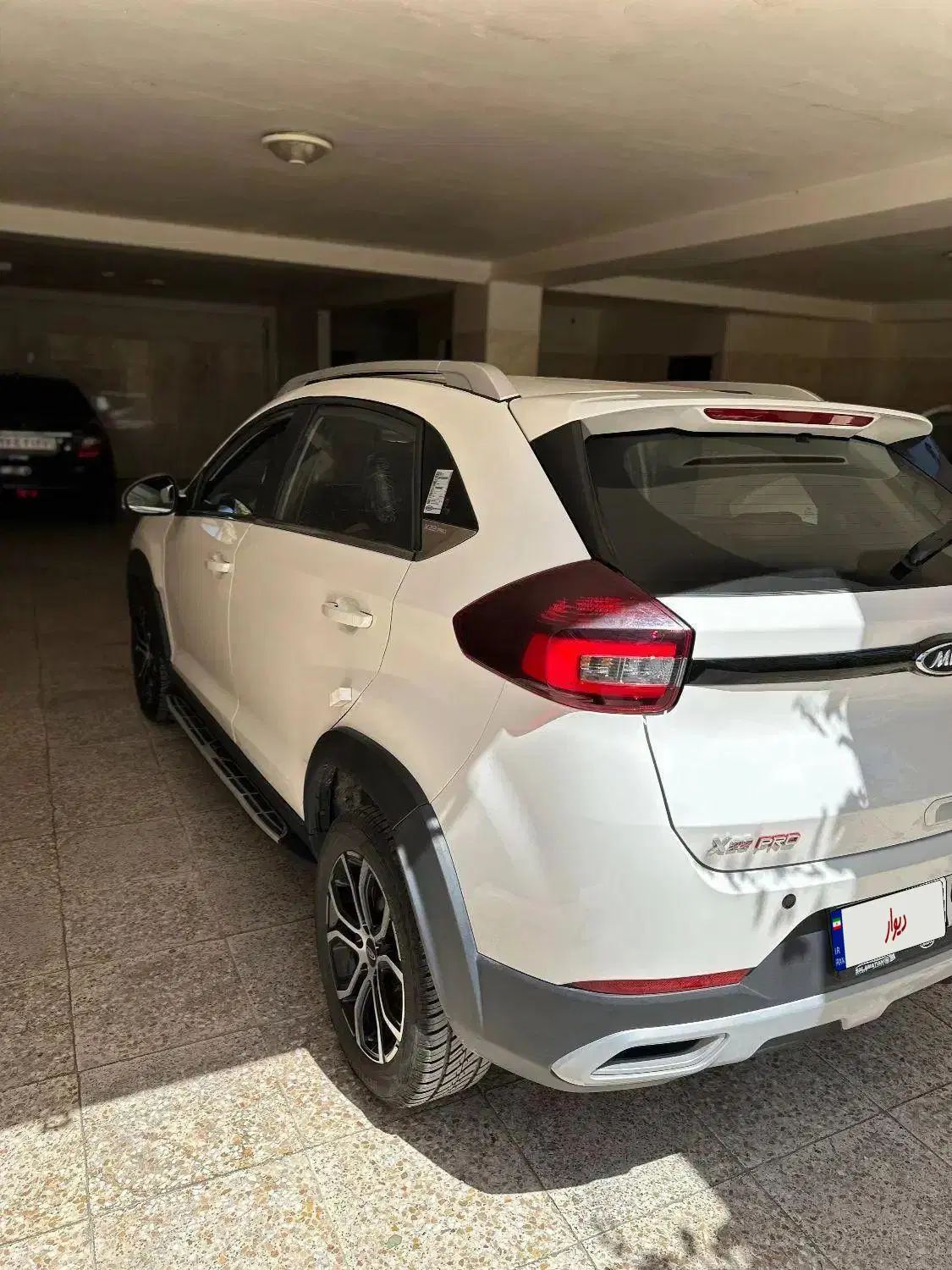 ام وی ام X22 پرو دنده‌ای - 1402