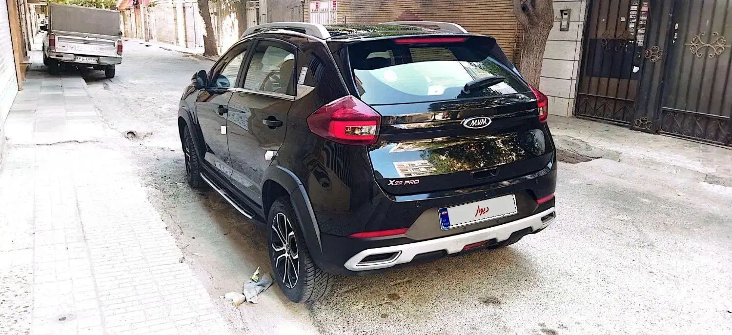 ام وی ام X22 پرو دنده‌ای - 1402