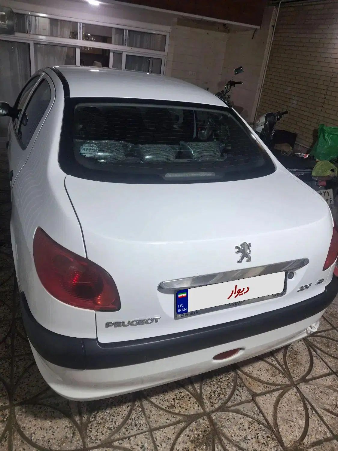 پژو ۲۰۶ صندوق دار v8 - 1397