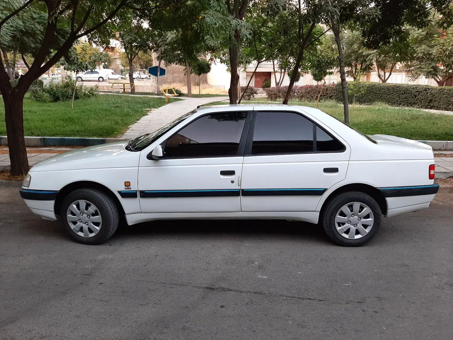 پژو 405 SLX بنزینی TU5 - 1395