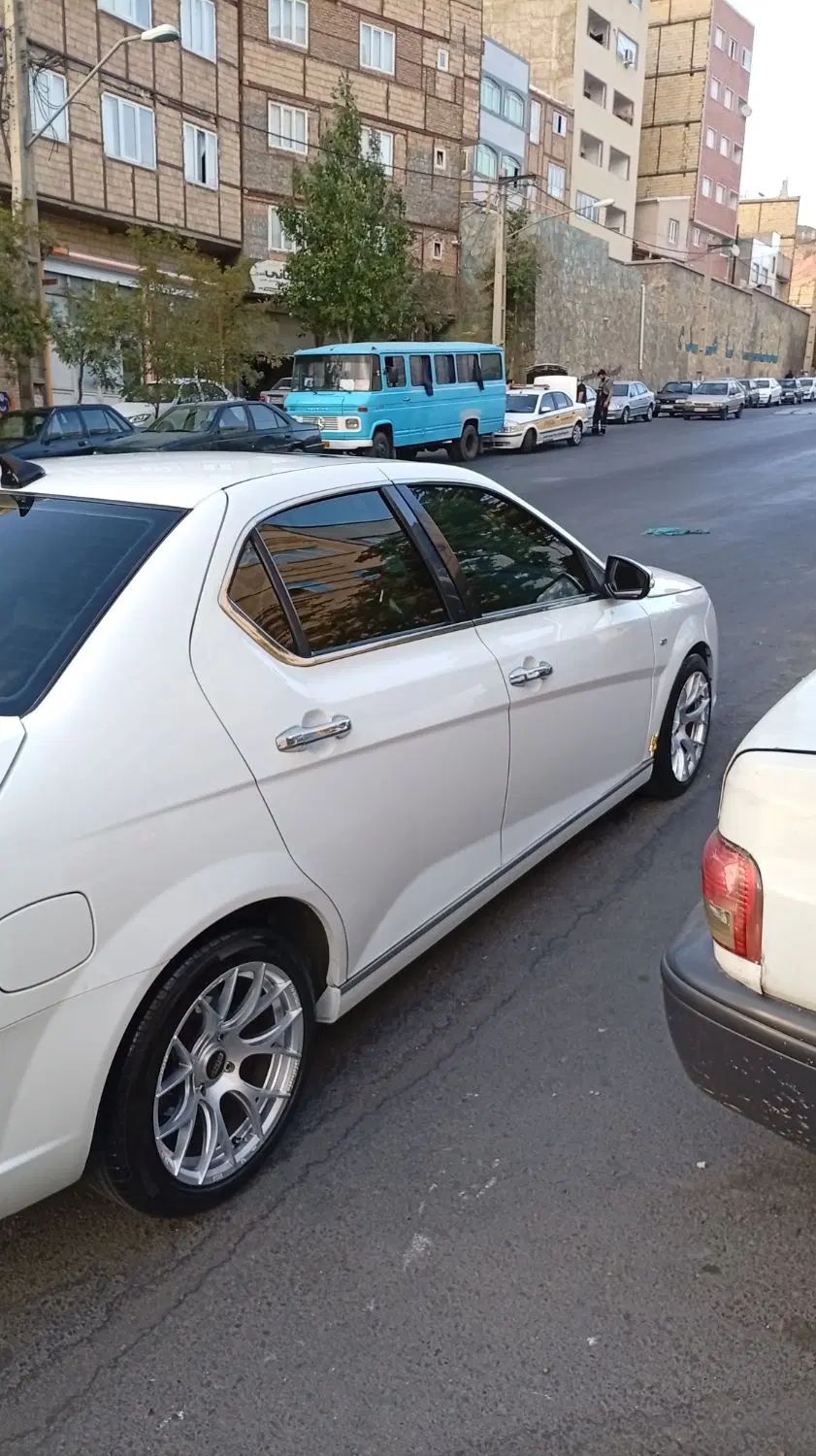 دنا پلاس تیپ ۲ سانروف ۴ ایربگ - 1398