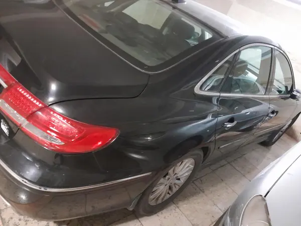 هیوندای آزرا (گرنجور) 3300cc - 2011