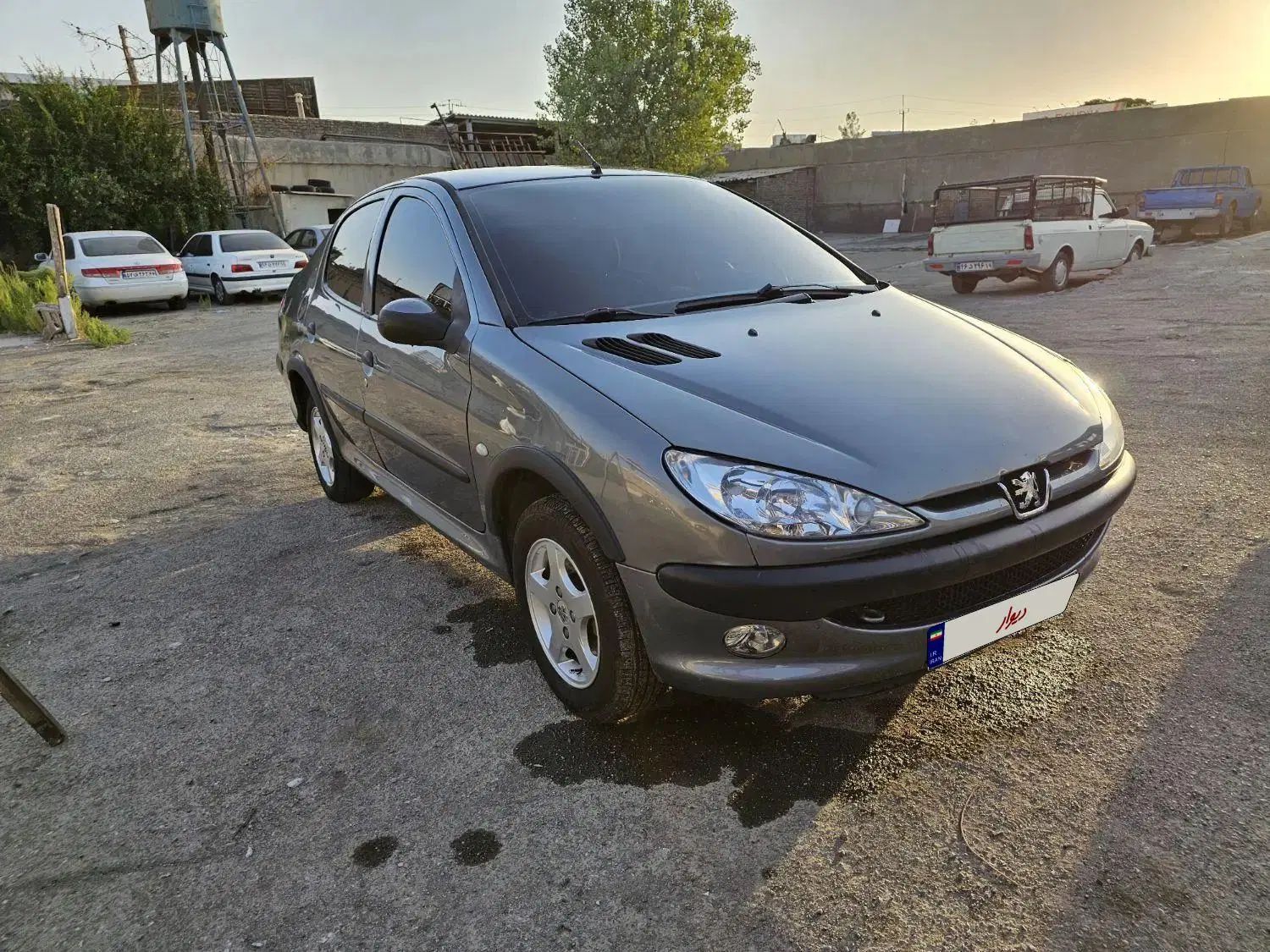 پژو ۲۰۶ صندوق دار v8 - 1393
