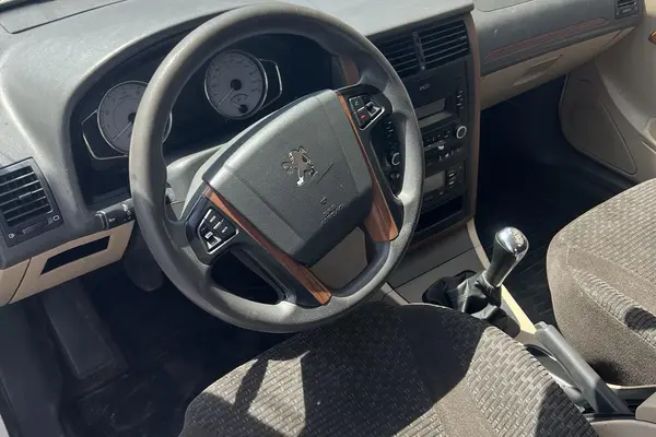 پژو پارس XU7ساده - 1400