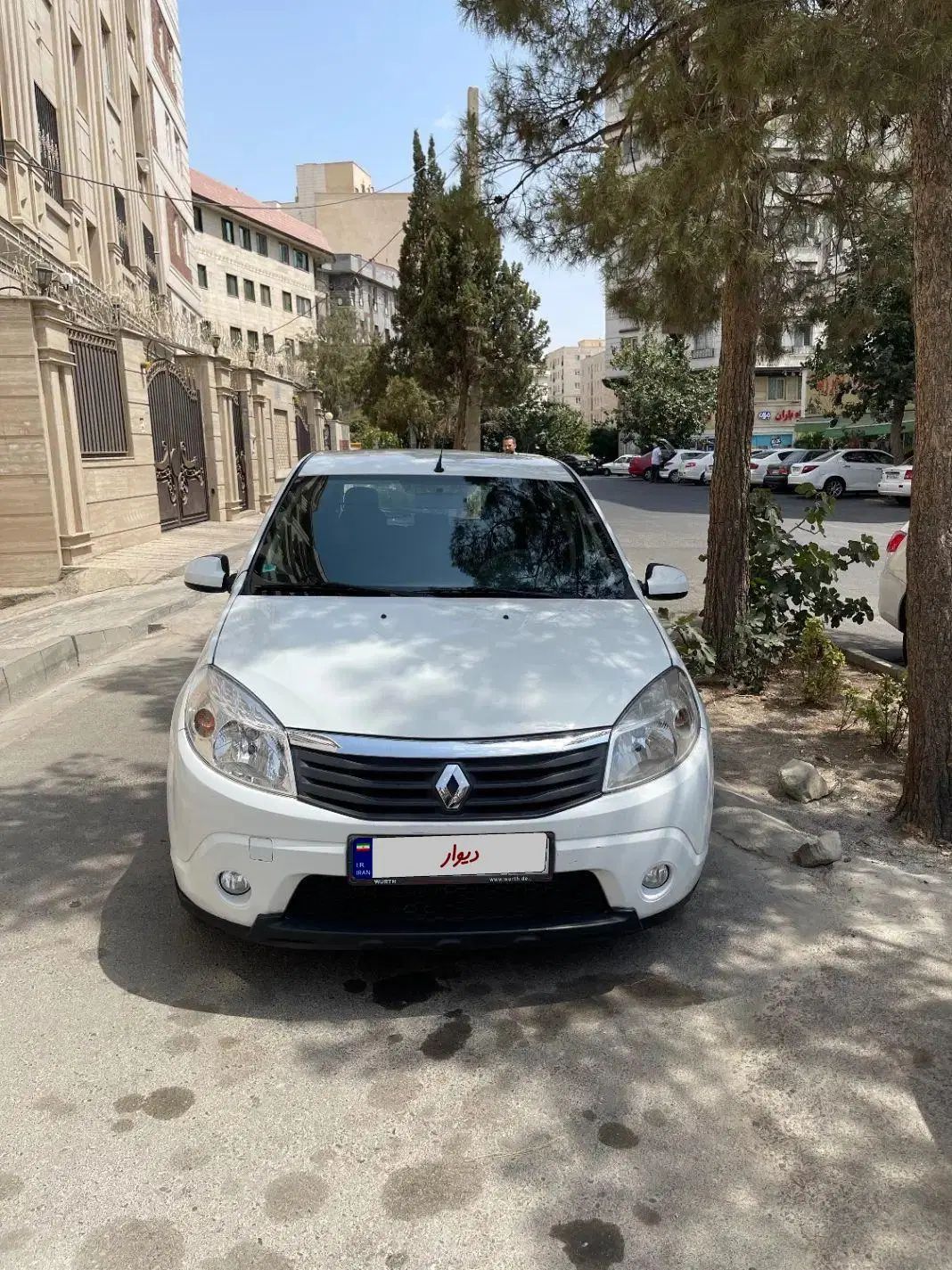 رنو ساندرو اتوماتیک - 1396
