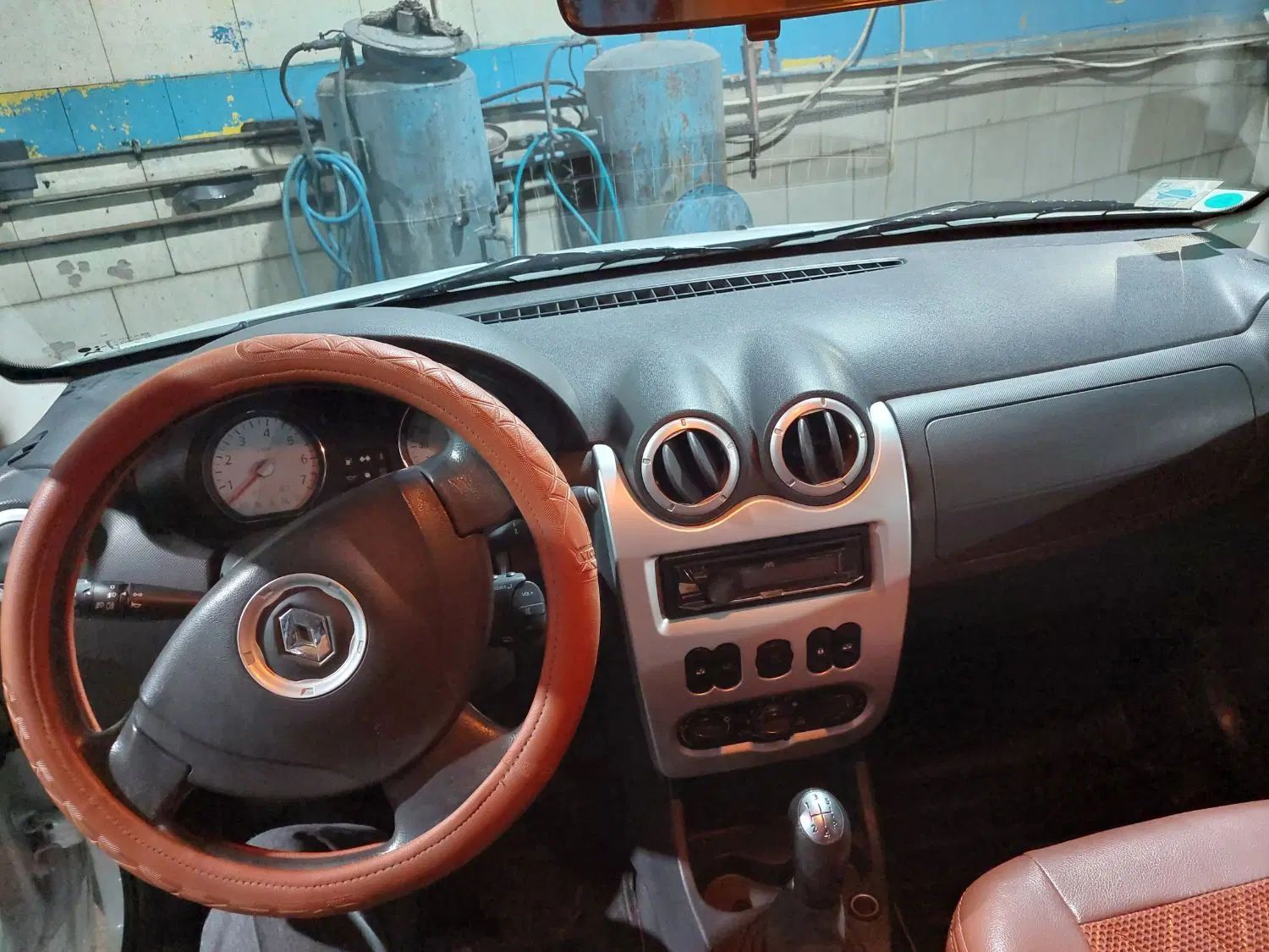 رنو ساندرو دنده ای - 1395