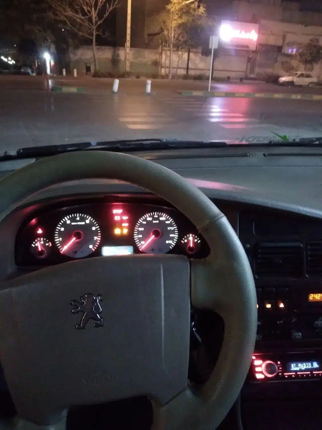 پژو پارس سال - 1392