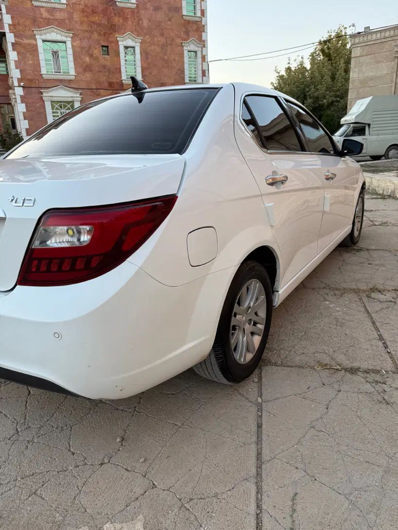 دنا پلاس ۵ دنده EF7 - 1399