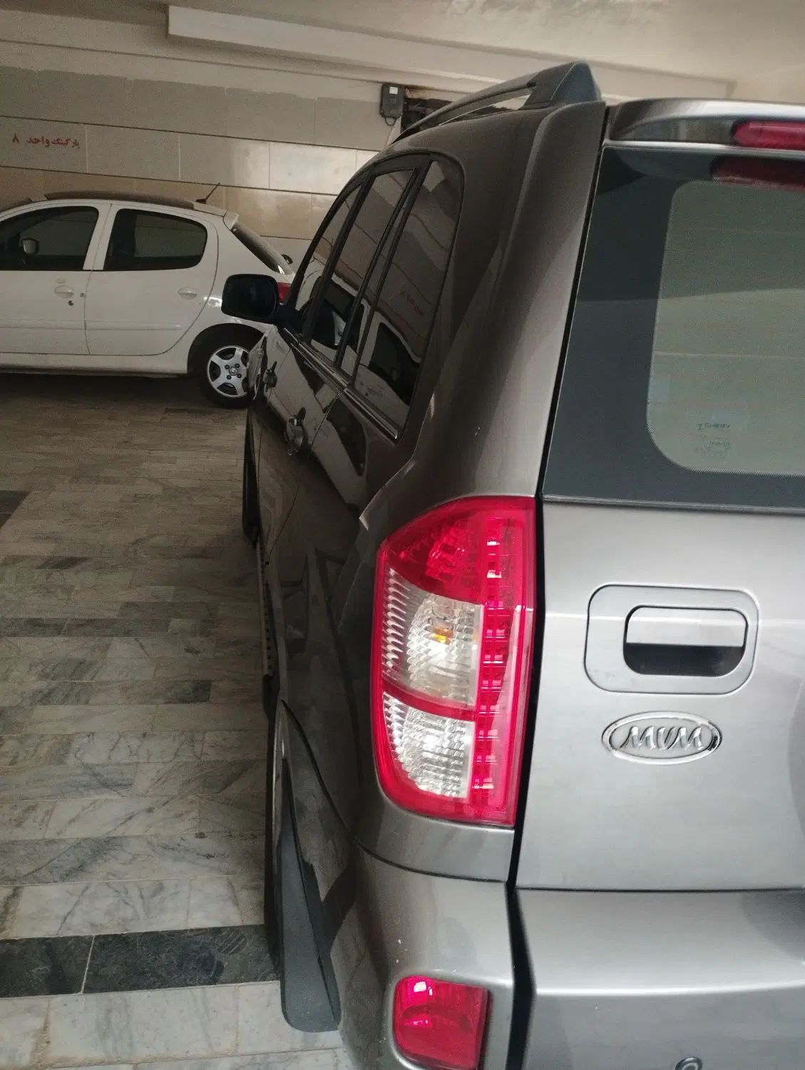 ام وی ام X33 دنده‌ای ساده - 1394