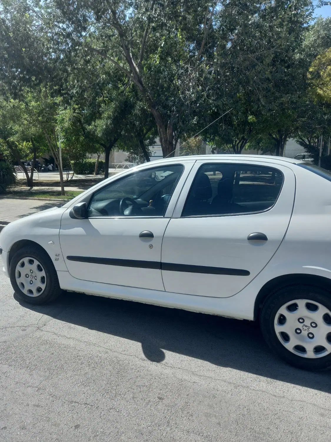 پژو ۲۰۶ صندوق دار v8 - 1396