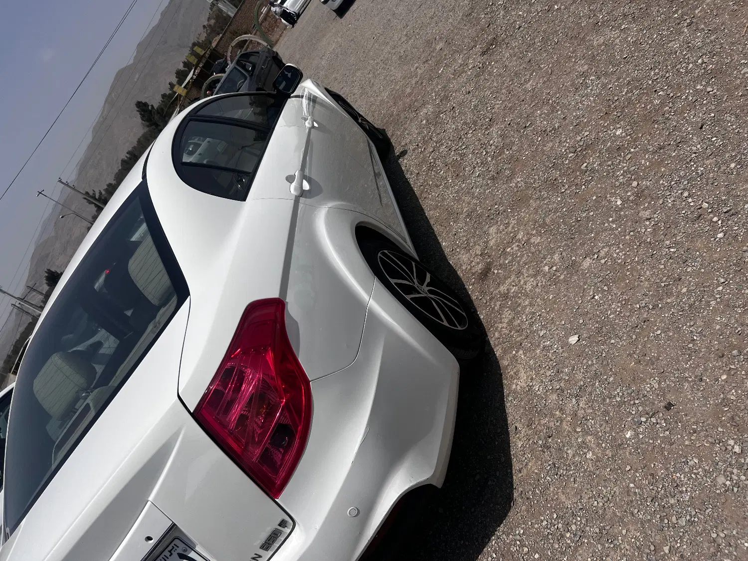 بسترن B50F اتوماتیک - 1396