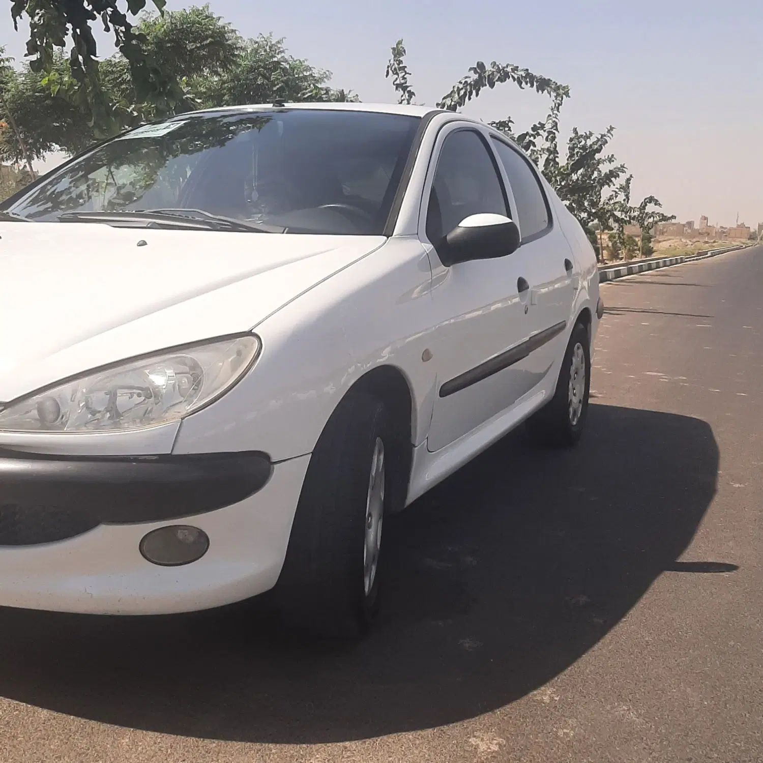 پژو ۲۰۶ صندوق دار v8 - 1394