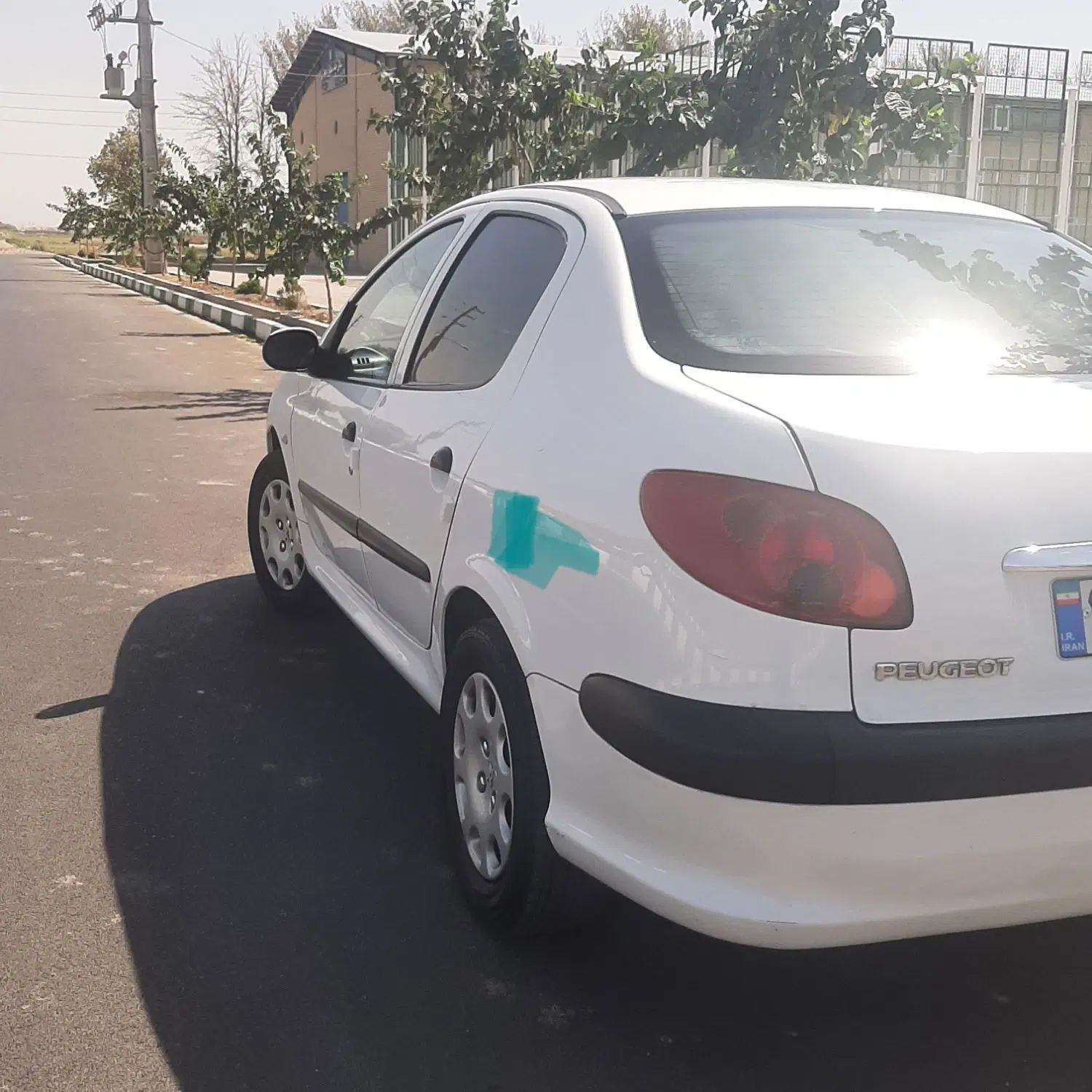 پژو ۲۰۶ صندوق دار v8 - 1394
