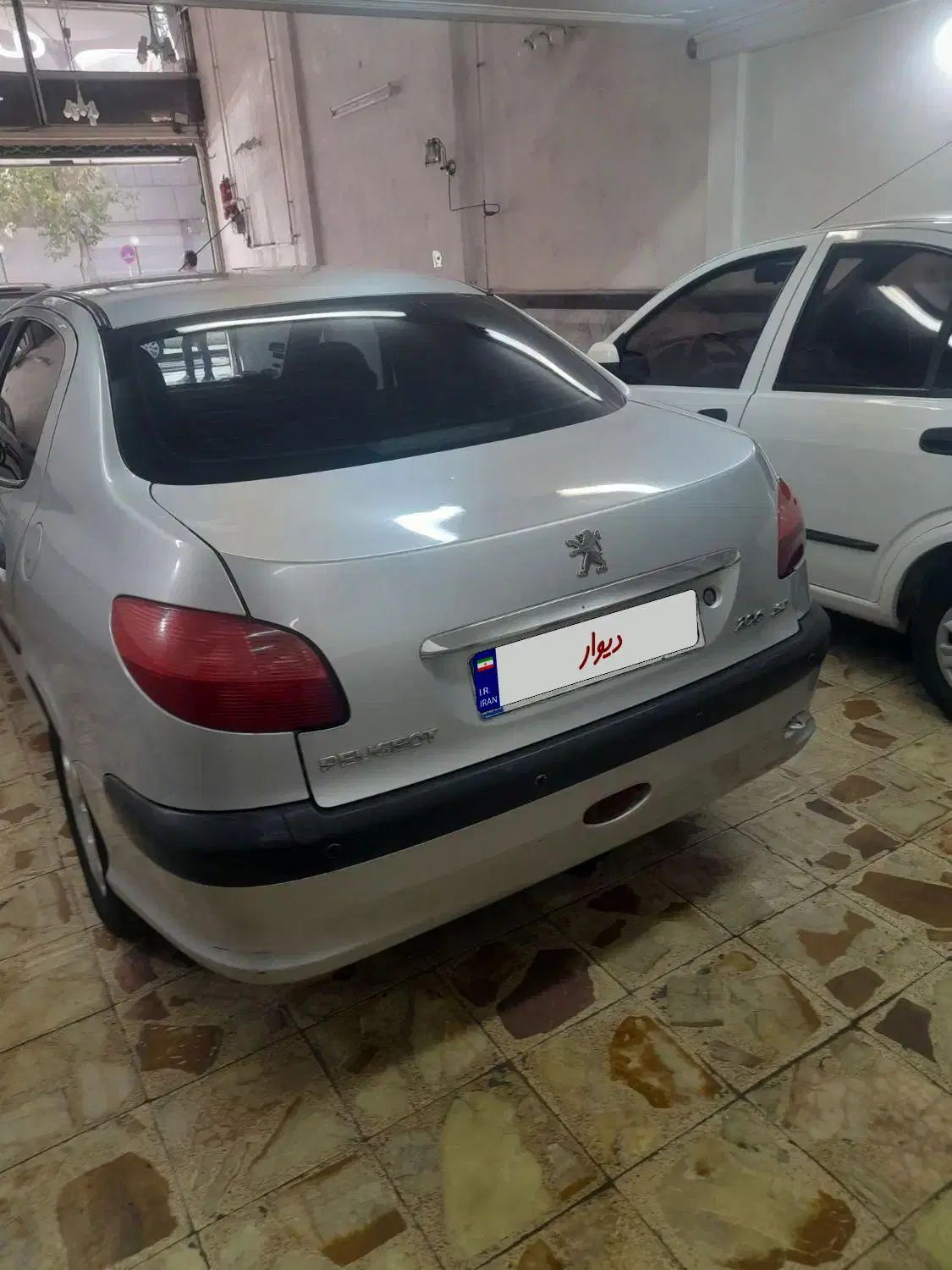 پژو ۲۰۶ صندوق دار v2 - 1388