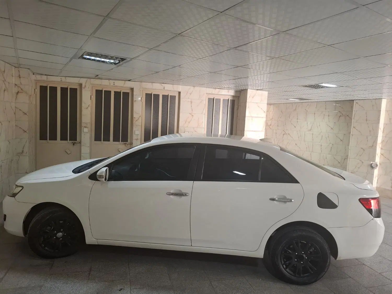 زوتی Z300 اتوماتیک - 2015