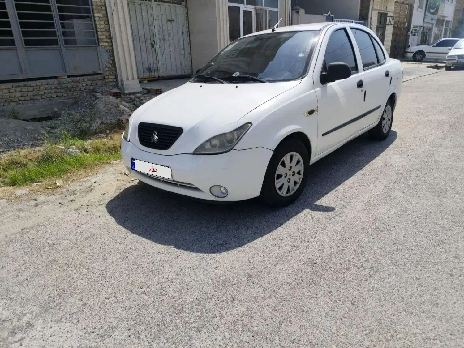 تیبا صندوق دار EX - 1395