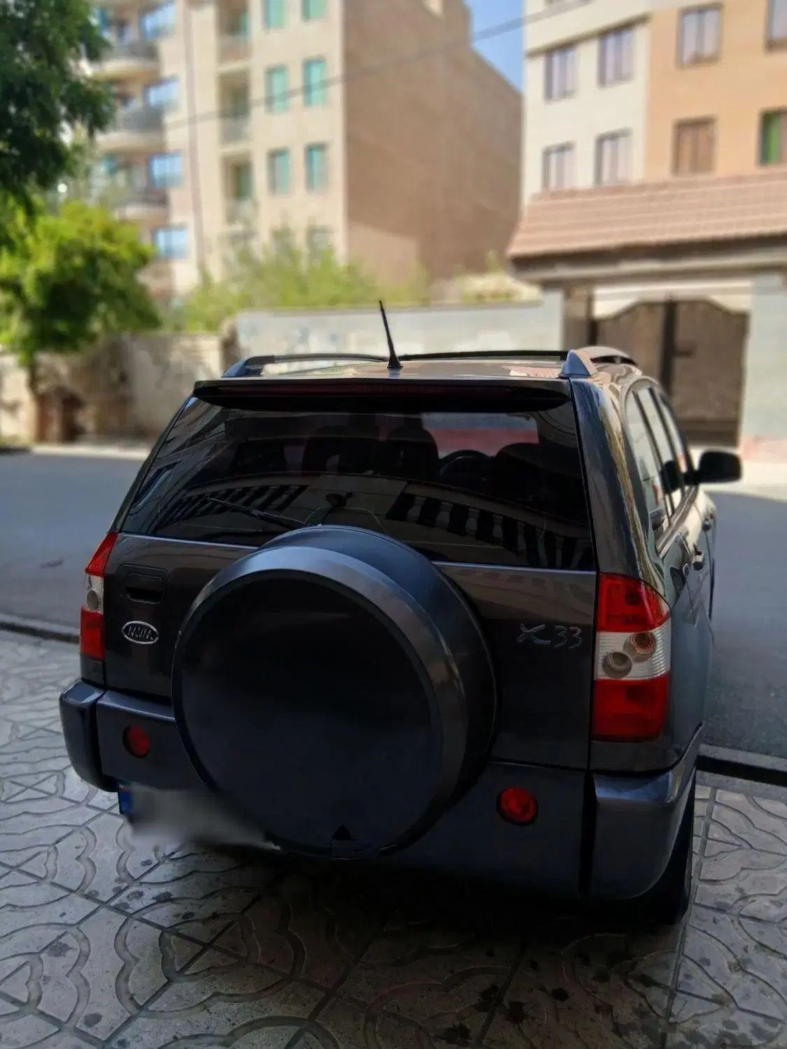 ام وی ام X33 دنده‌ای ساده - 1391