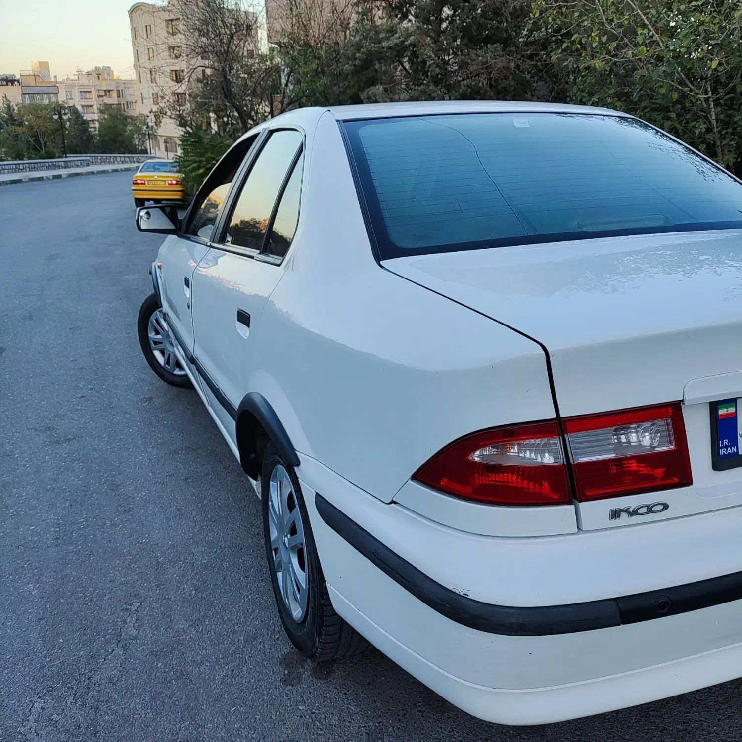 سمند LX XU7 - 1396